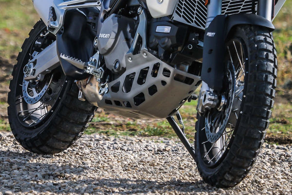 Les 7 meilleurs pneus pour motos d'aventure en 2021 (Dual Sport)